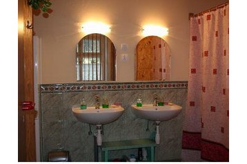 Polonia Privát Gębczyce, Esterno